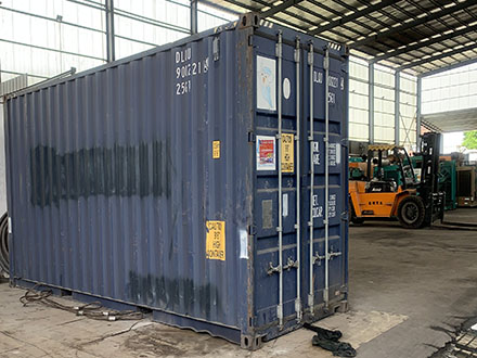 常用電源型號齊全550KW柴油發(fā)電機(jī)
