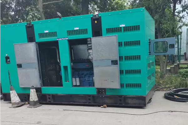麻章300kw發(fā)電車租賃24小時服務(wù)